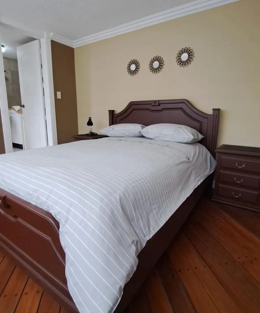 Habitacion Privada En Casa Quito
